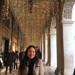 Meet your Posher, Annis